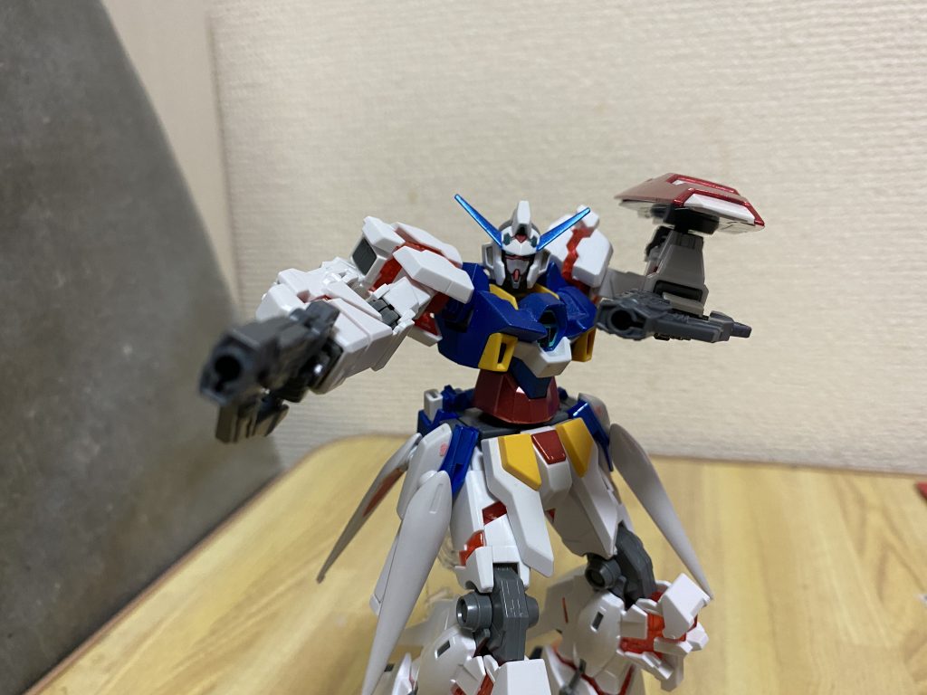 基本装備はビームピストル×2、シールド×1、ビームサーベル×4