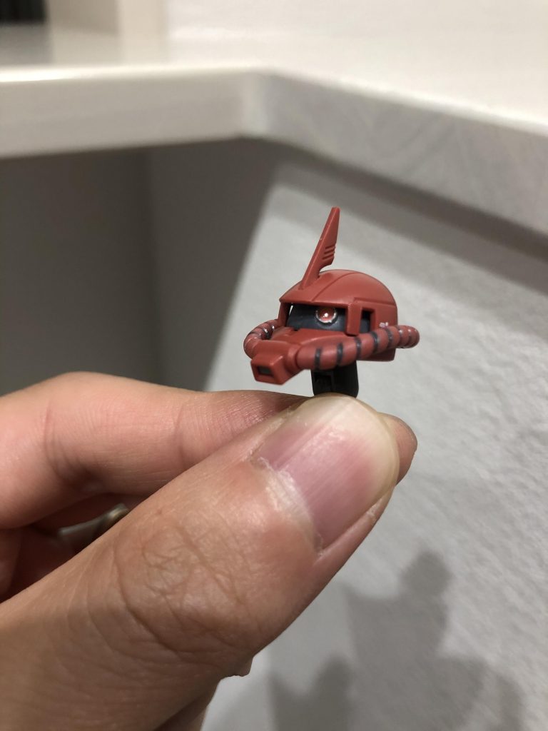 モノアイはUバーニアとHアイズを組み合わせて組み込み。