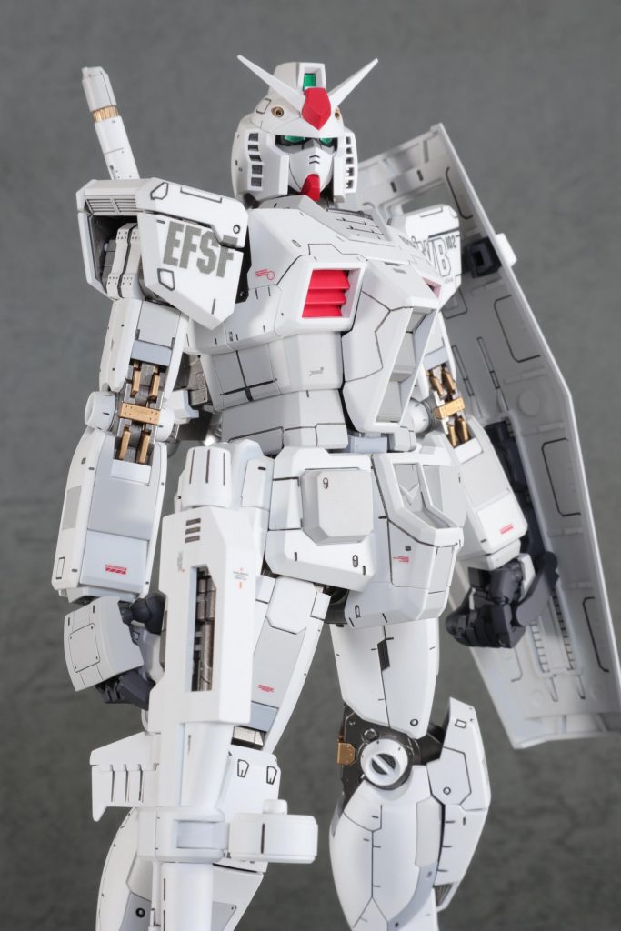 制作中は濃すぎ&ヤリすぎに思えたスミ入れもそれほど違和感なく一安心です。