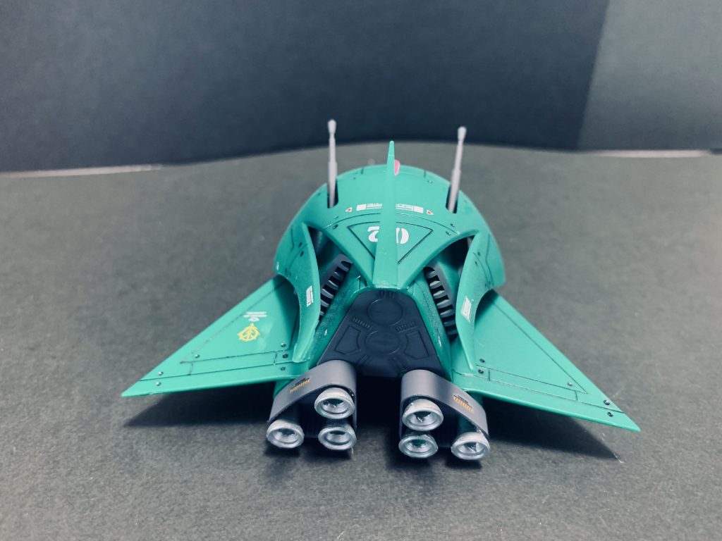 塗り分けや改修の技術がないと旧キットは難しいですね〜ジオンマークの横に溶剤こぼしてしまった・・・気が向いたら溶剤ぶっかけてやり直します！