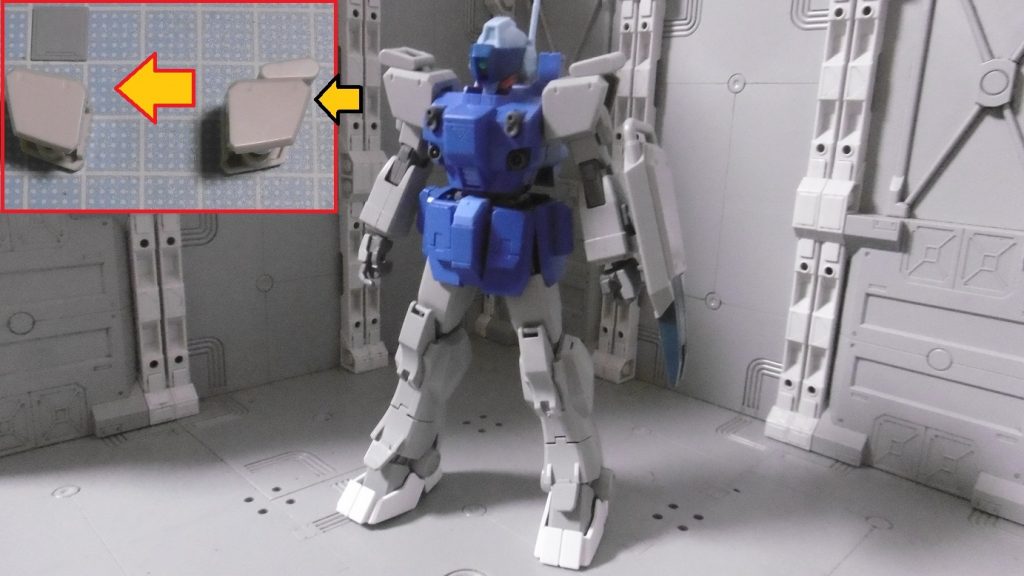 塗装前はＥｚ－ＳＲの物で組み込んでいましたが、一年戦争でまとめるために後から成型色も含めてＥｚ８に変更しています。肩アーマーのラックは使わないため加工して落とし、上から「ビルダーズパーツＨＤ ＭＳパネル０１」を接着しています。これにて正方形のパネルを使い切りましたが、補充しようにもどこにも売ってない…