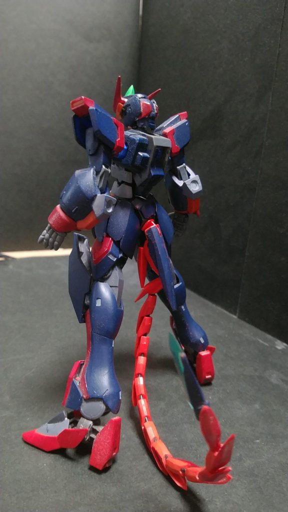 バックパックは取り外し可能、既存のストライカーパックと換装可能です