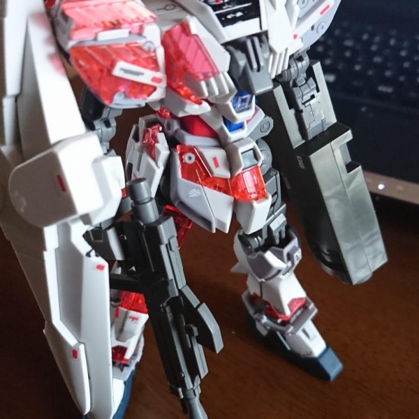 ナラティブガンダム臨時戦闘形態ver.β