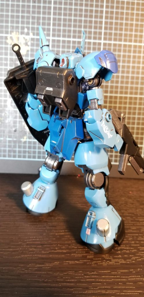 最終話後、ギャラルホルンと対立的する組織が大破したバルバトスのフレームの一部を回収し、寄せ集めて完成させたという妄想で作りました。