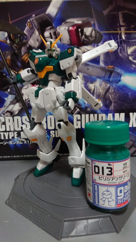 使った塗料です。