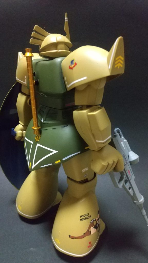 ナギナタはガイアのスターブライトゴールド。いい色合いです