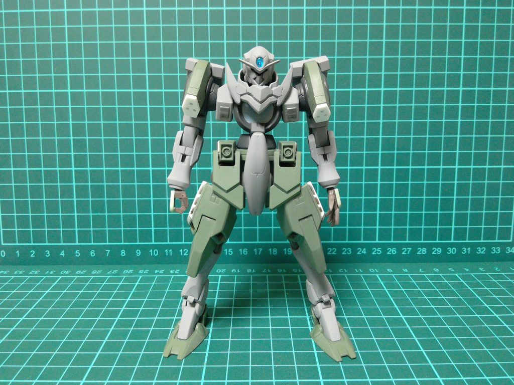 塗装前パーツの噛み合わせが悪く、合わせ目消しは苦労しました