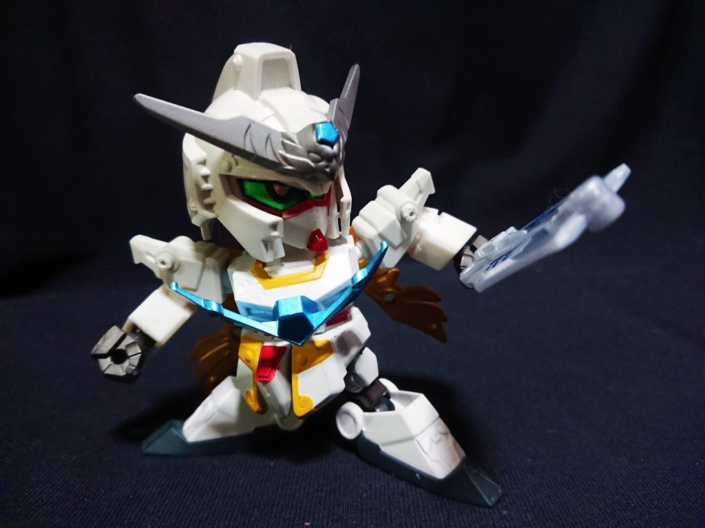 リライジングへの合体があるためシンプルなデザインですが、コアガンダムの特徴のプラネッツシステムも再現しています。