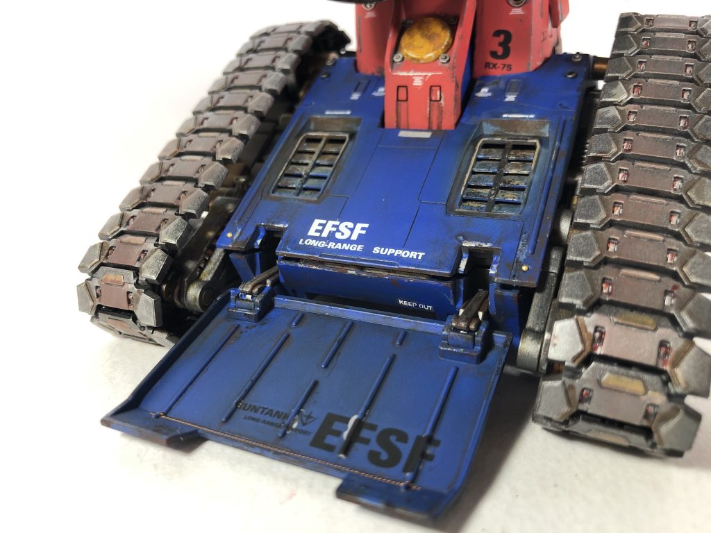 排気口には油汚れより煙でのスス汚れを意識しました