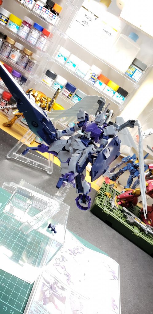 ウイングガンダムの羽を付けてみたらいい感じになった🎵