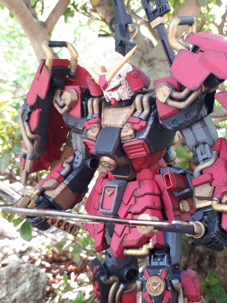 MGをここまで本格的に作ったのは今回が初めてでした。　筆塗りはかなり大変だと思い知らされました。😱　ただ、出来たときの達成感は半端なかったです。😁