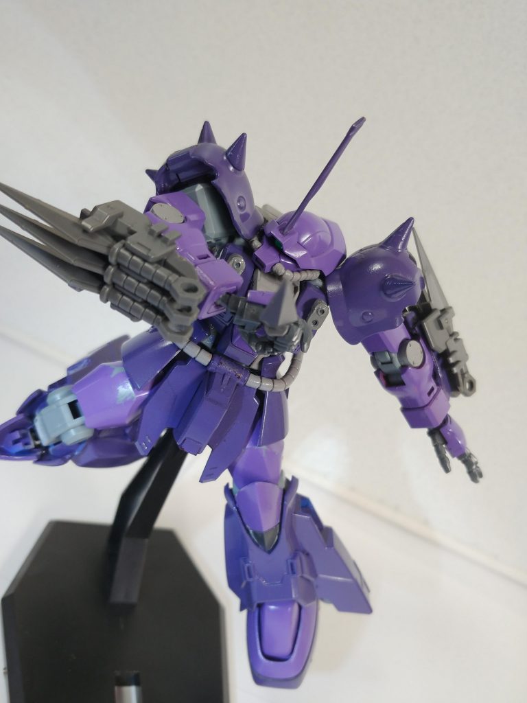 イフリート・ナハトの影響をもろに受けて装備しましたクナイです。計6本装備しております。