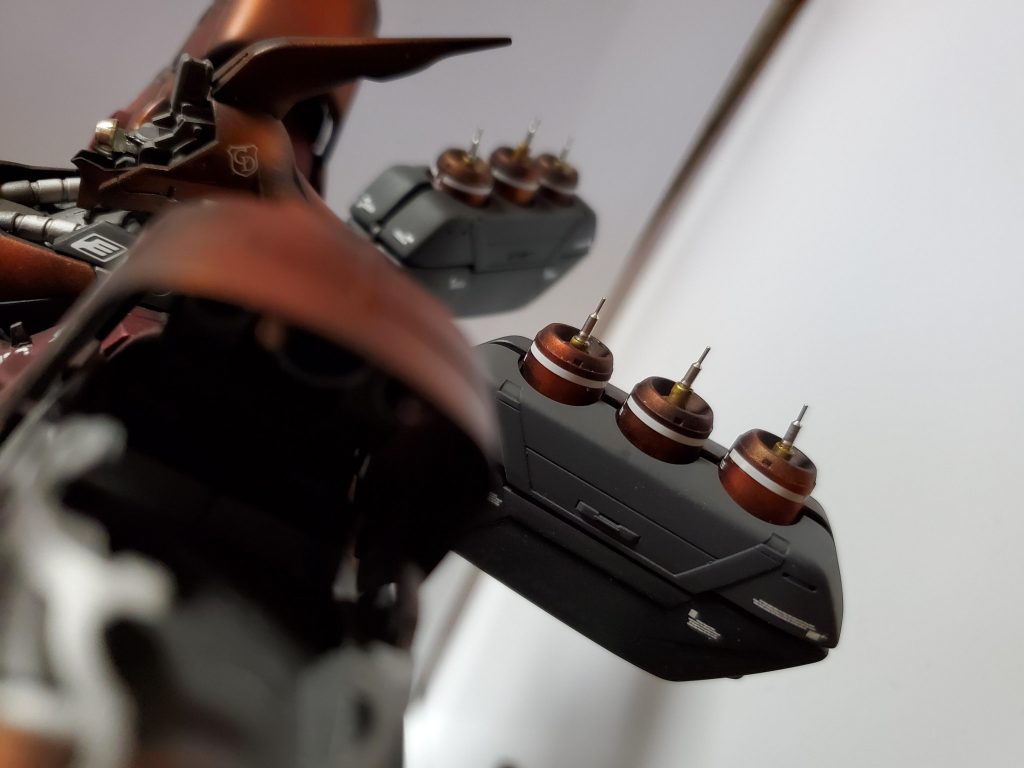 ファンネルにメタルパーツ埋め込み