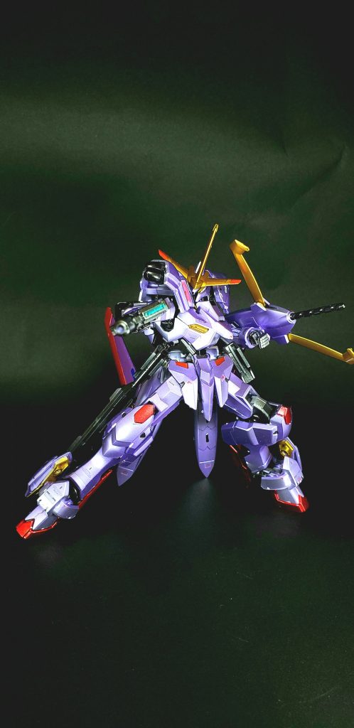 110mmショートレンジライフル取り回しに優れる短銃身型のライフル。他の武器との併用を前提にした威嚇・けん制目的の装備。