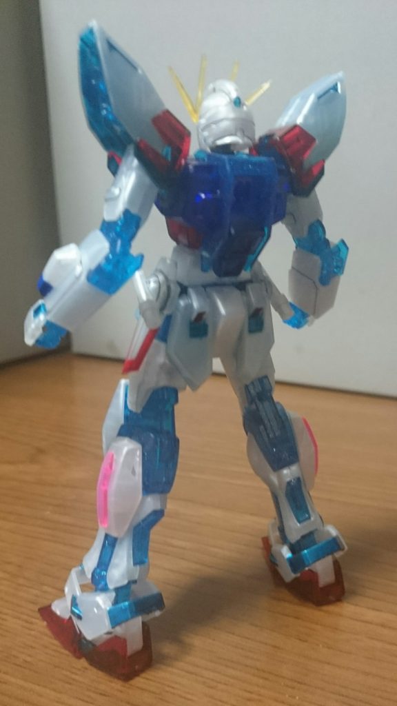 ・武装無し 背面背部コネクタ下とリアアーマーのスラスターは内部の縁をロイヤルメタレッドで塗ってるっス(コネクタ下のはすごくわかりづらいけど)