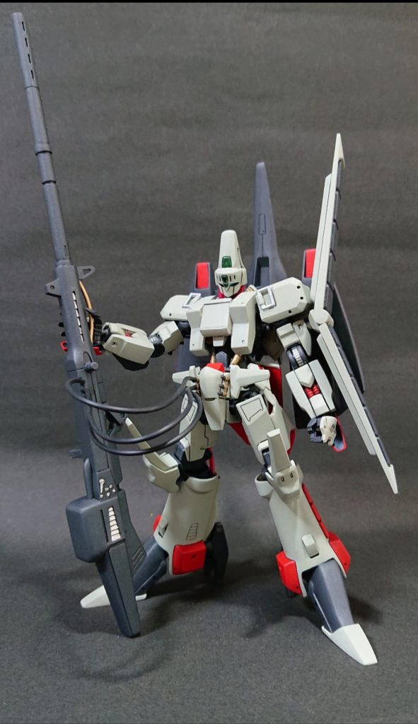 昔から何度か挑戦しては失敗してきたこのエルガイムmk-II。今回ガンダムフレームのおかげで不完全体ながらも何とか形に出来ました。所々にバルバトスの面影が残っています。