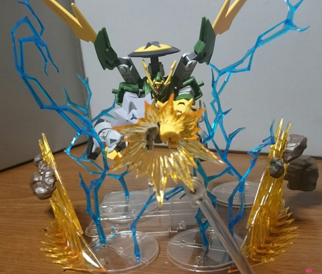 「雷神散打!!!」ホントは金ぴ(ry炎エフェクトを用意出来なかったのが残念ス…