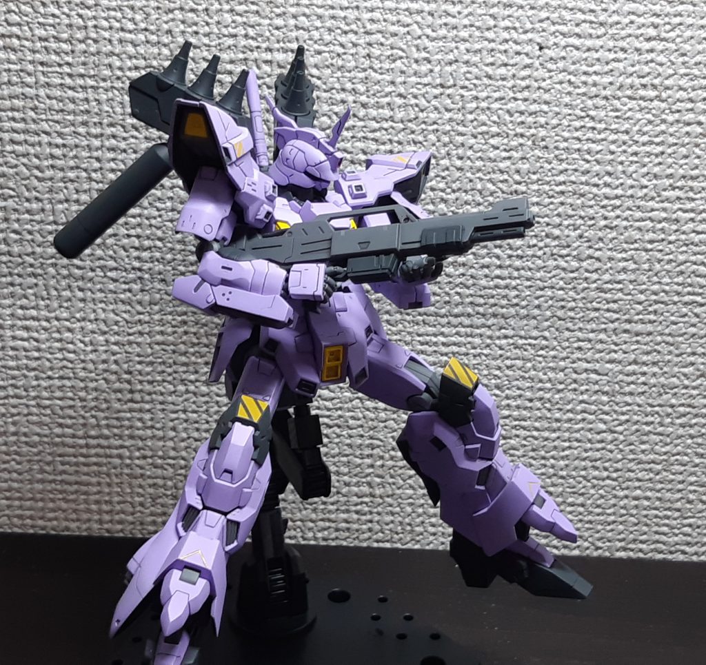 　ビームライフルで