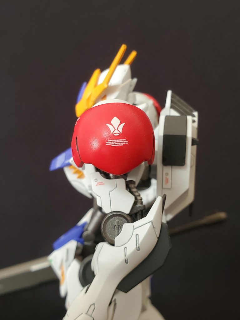 鉄華団マークを一度消してフラットにするのはもっと面倒でした。