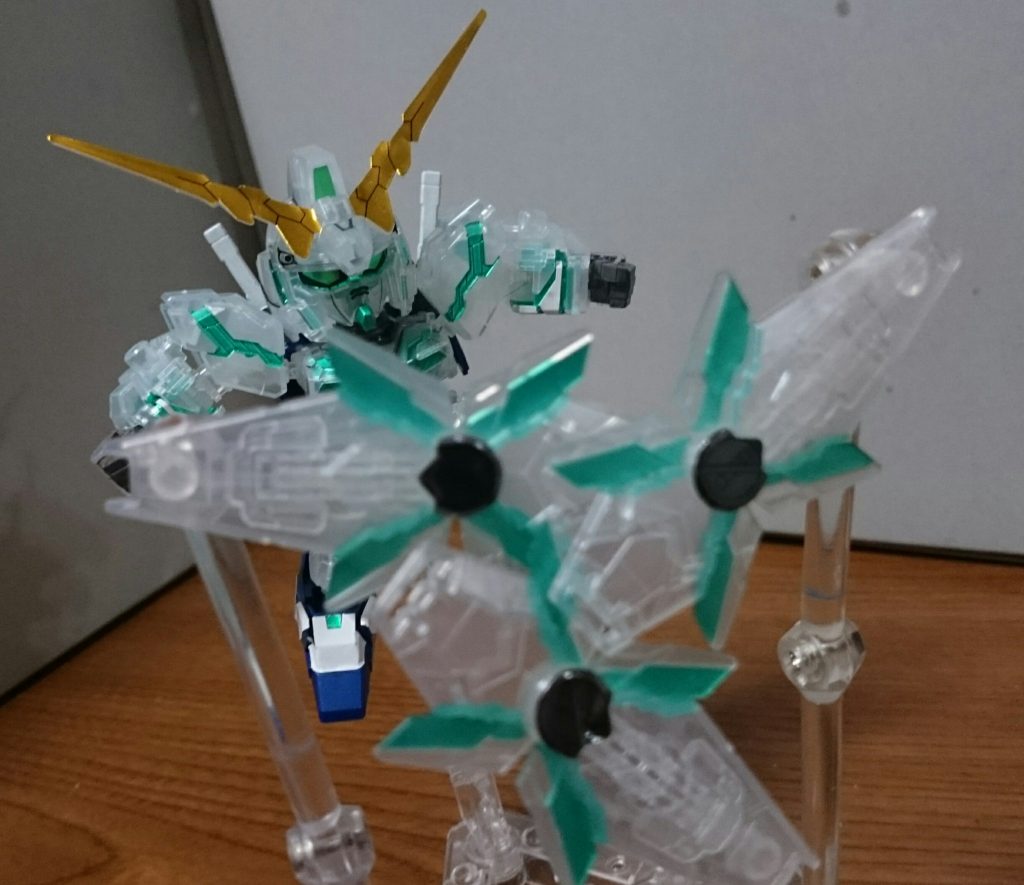 シールドファンネル展開!……羽はSD故に固定っス