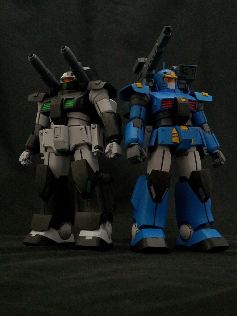 キャノン砲を交換した状態のⅡと重装型。