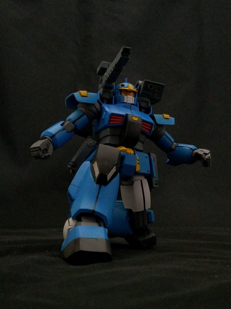 キャノン砲は軸が共通なので、交換して装備出来ます。