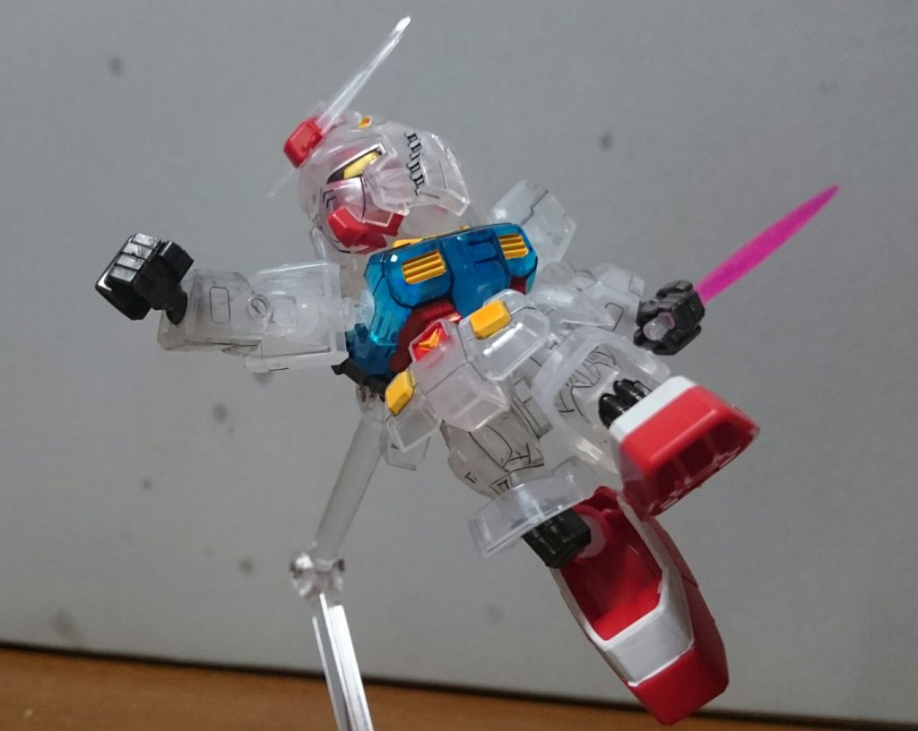 ガンダム、大地に立つ!