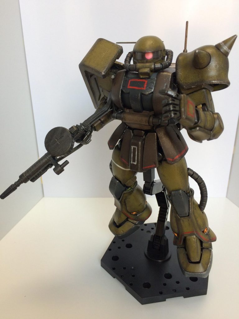 パッケージ絵のポーズ。再現できていない‥😅