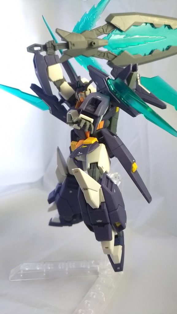 でいやああああ!ってなわけで超イケメンのガンダムTRYAGEマグナムでした。トリコロールカラーの方も楽しみですねー。