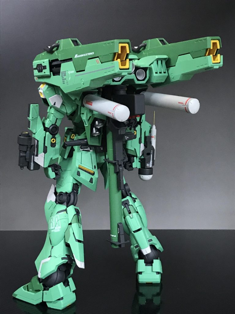 武器も携帯できるようにしてみました。