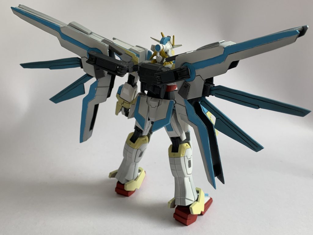 翼の接続方法を見出すのに苦労しました。