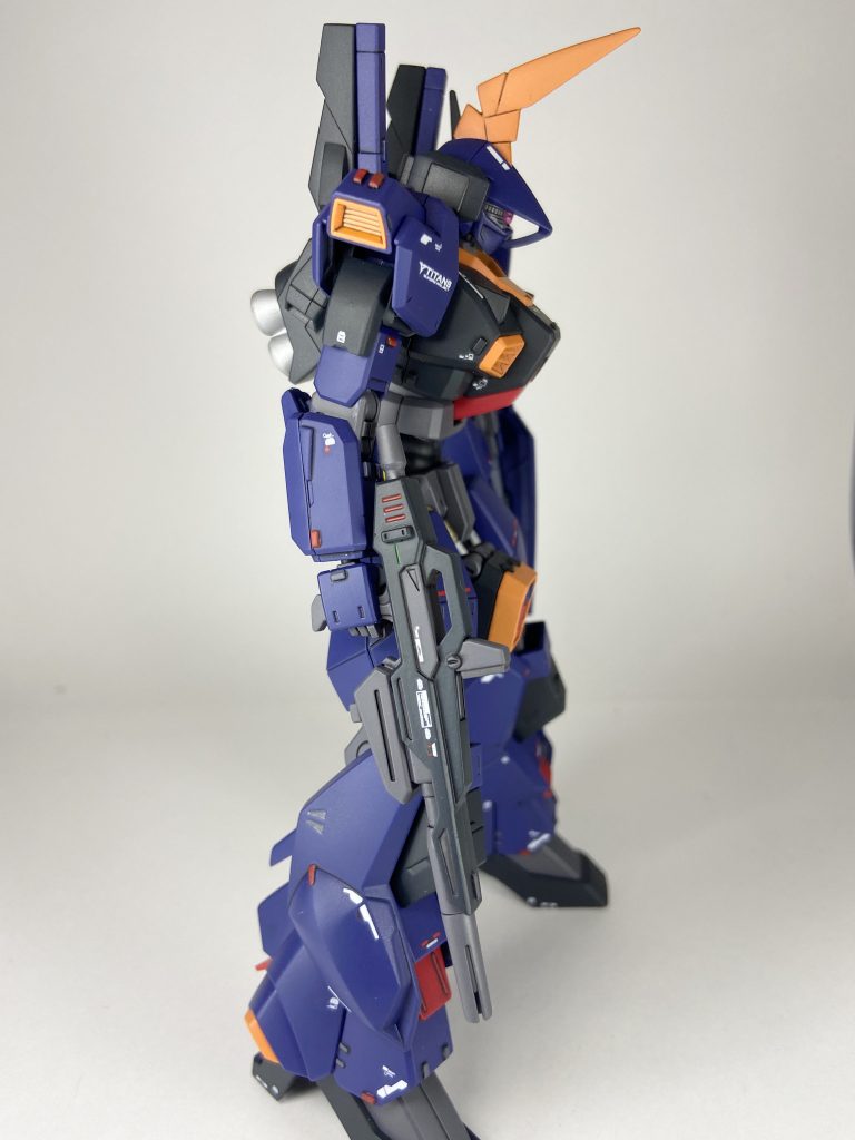 おまけ:エヴァ好きなんですが、それっぽい猫背な機体が出来たかと！