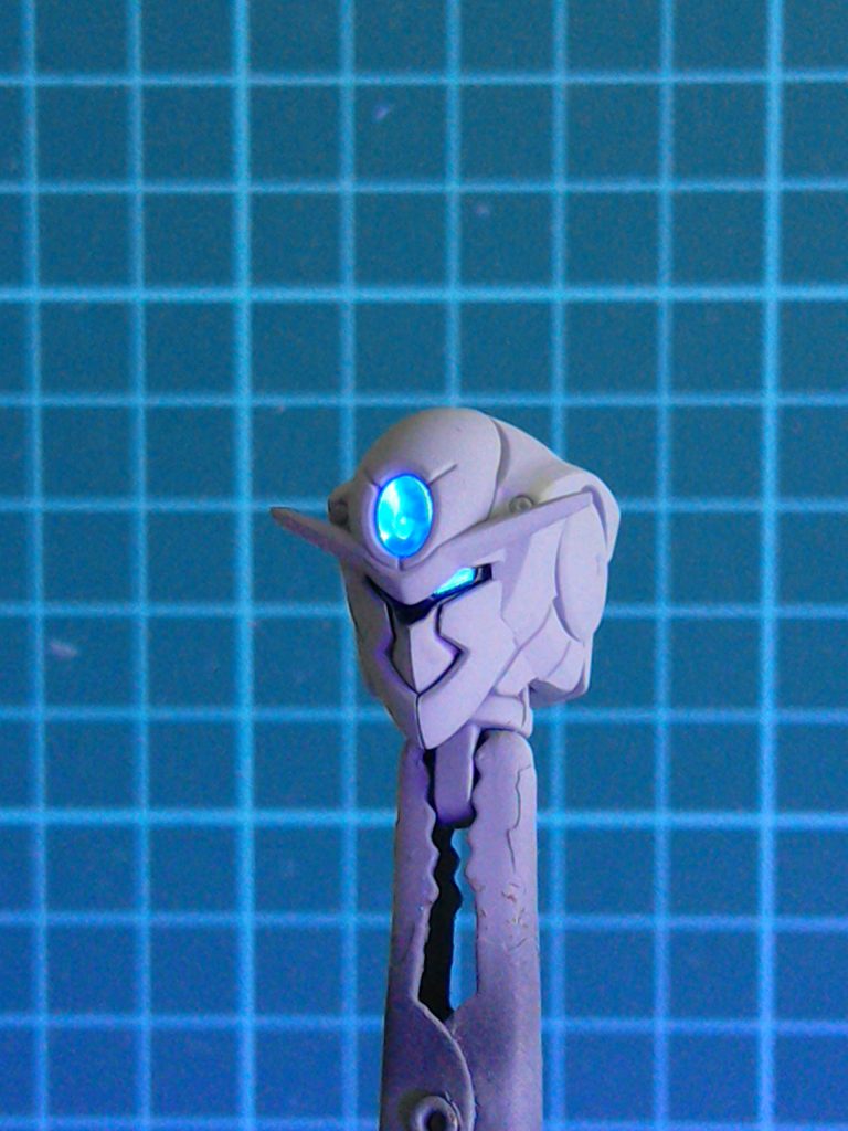 ブラックライトで発光テスト