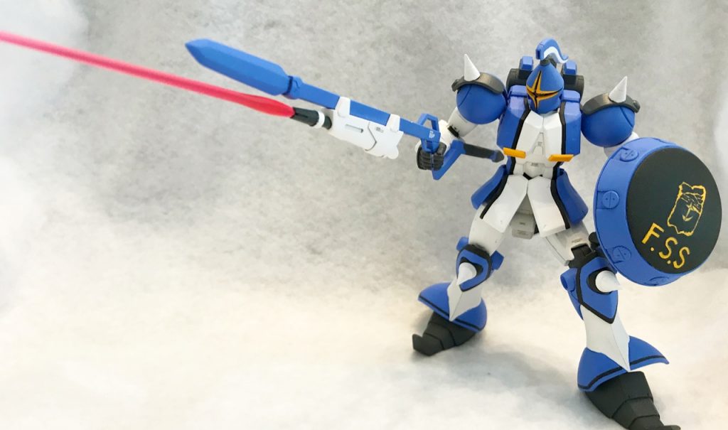 ビーム・ベイオネットは、銃剣なので、下部の黒いところを掴んで、槍のようにすることもできれば、銃のように構えることも可能です。銃口にはビームエフェクトをつけられます。