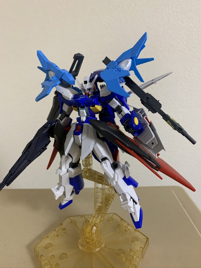 大体の形が出来た状態。ここからプラ板やモールドを増やしました。