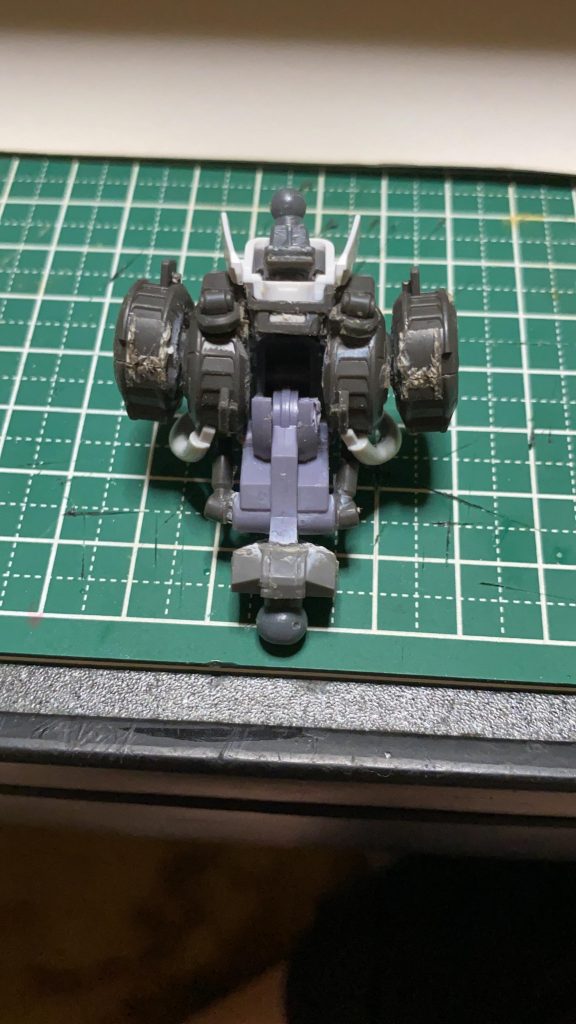 胴体ですが、こんな感じに変えてます。