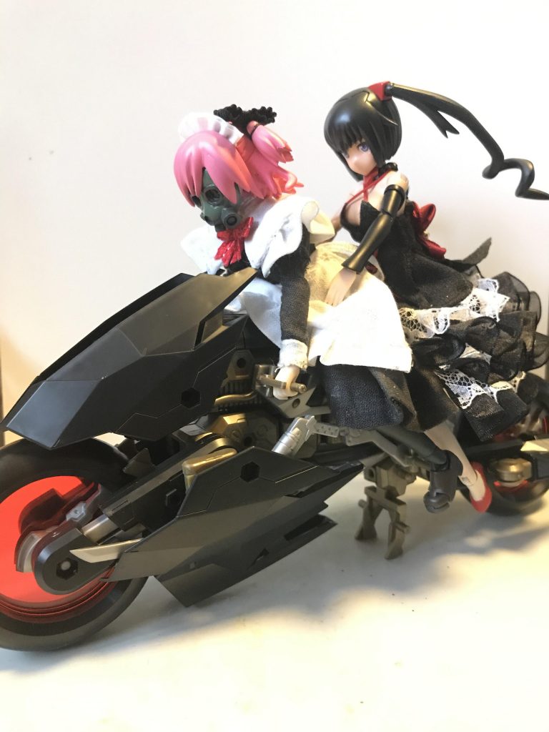 コトブキヤのラピッドレイダーを作って遊んでたら、ふとマゼランを載せたらアドラステアに似てるんじゃねってノリで作ってみました〜