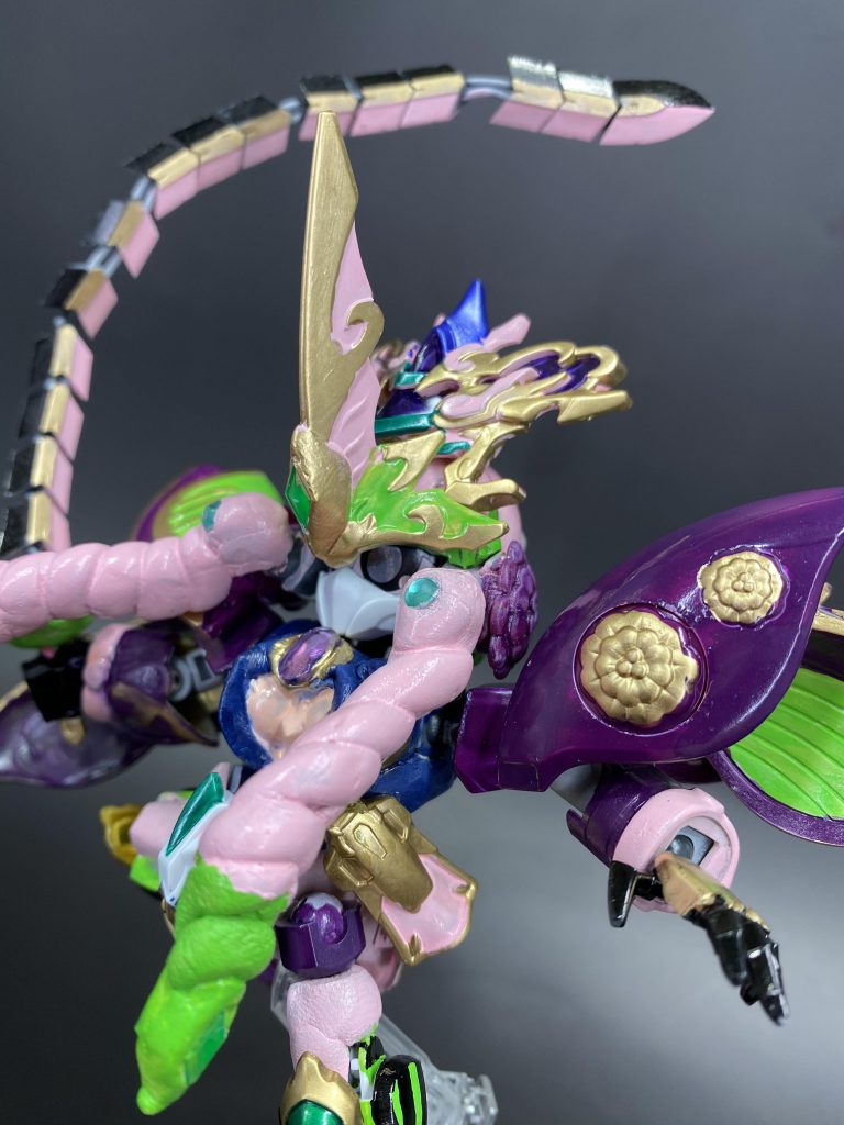 今回の肝。髪型。おさげにボールデン仕込んで可動させて、表現の幅を広げました。