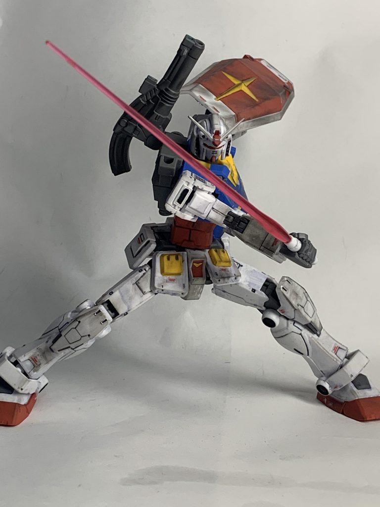 斬撃ポーズオリジンガンダムは本当に良く動いて良いキットです