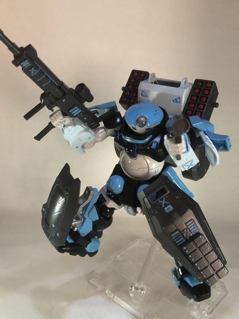 まずはレッドベレーといえばこれ、ガチャガチャくっつく銃(名前わからない)、個人的にそのVの方の挨拶から取って『ざっぱんシューターズ』って名付けてます。武器が何個か集まって出来てるからシューターズ。