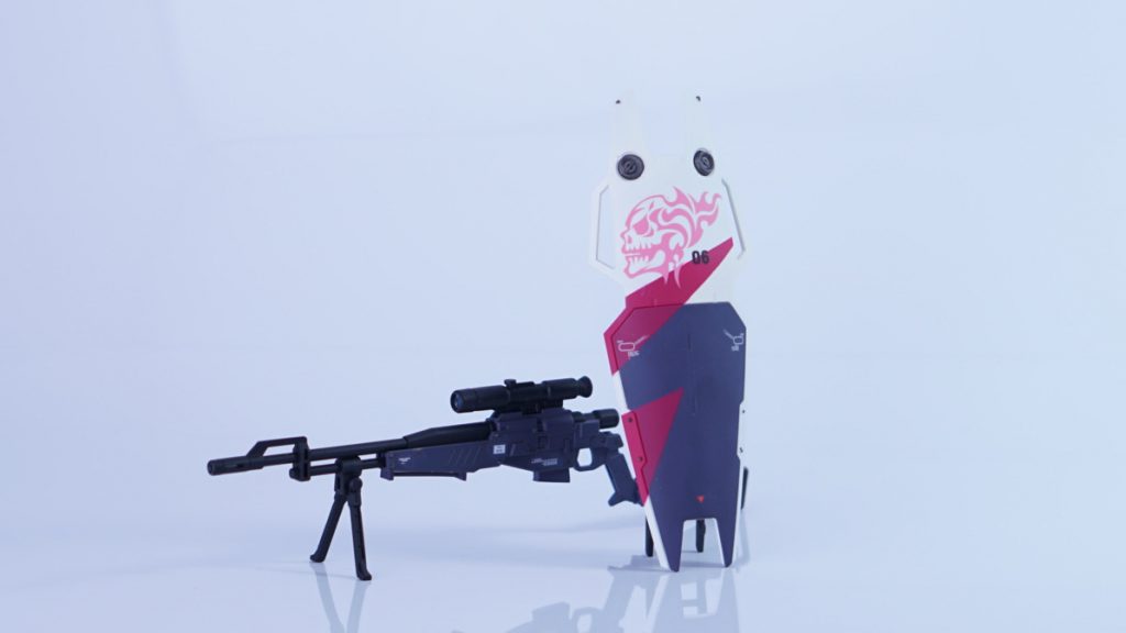 武器についてシールドはちょい悪を意識してドクロのデカール貼ってみました。