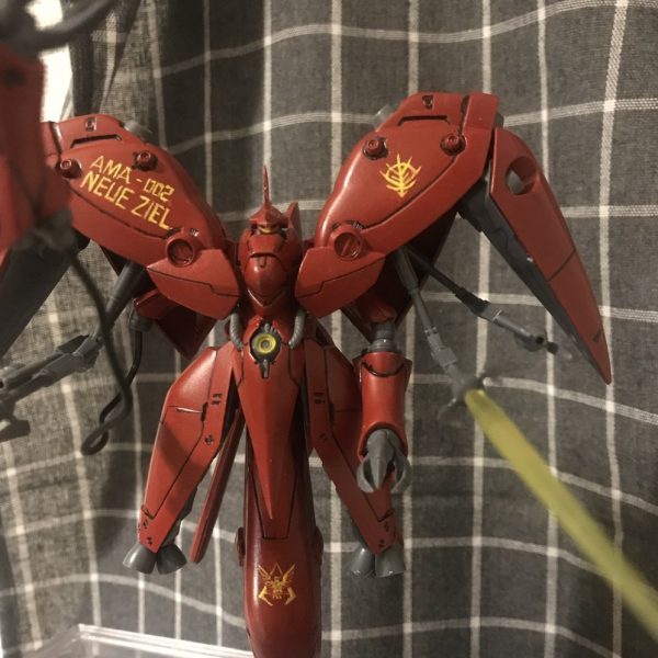 シャア専用ノイエジール