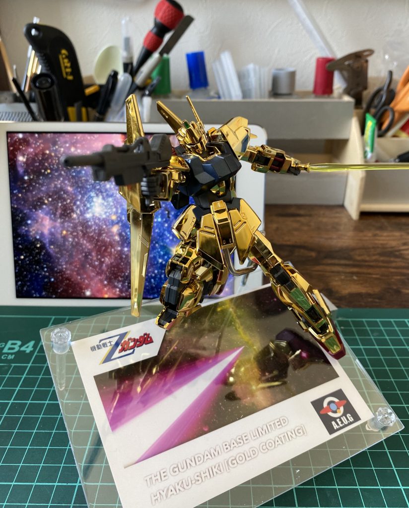 一応それとなく箱絵に似せてます。