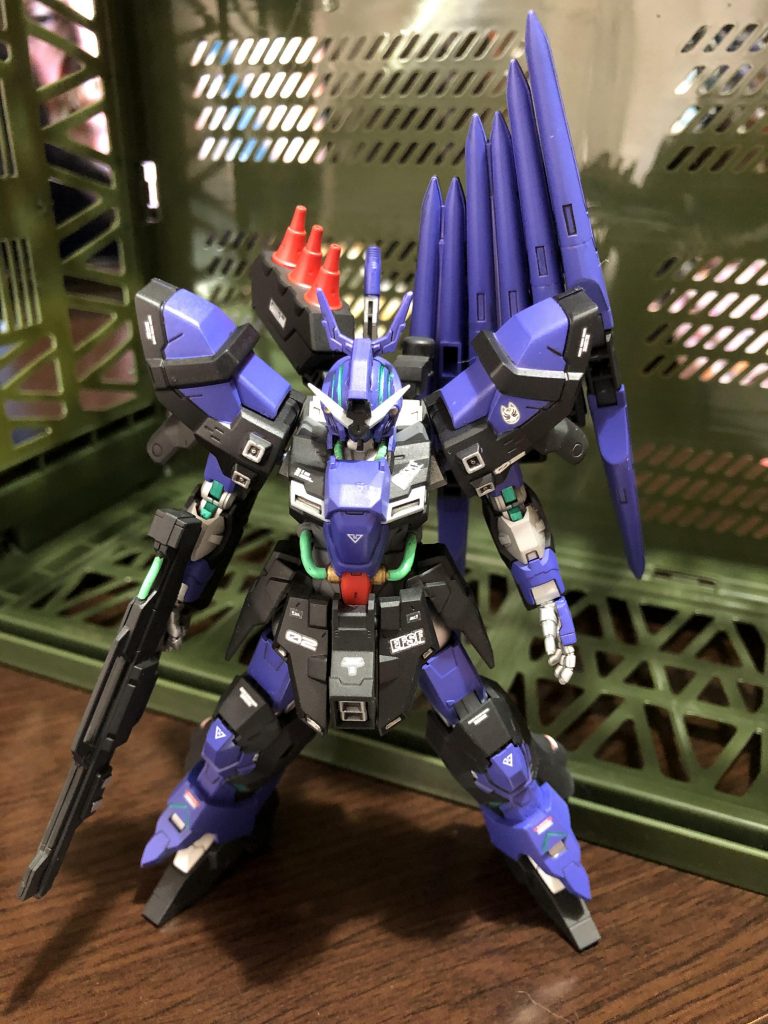 世にも珍しいフィンファンネルとビット型ファンネルのダブル装備👍🏻