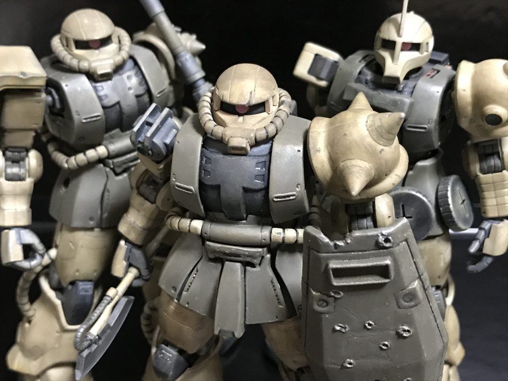 最後に、故郷サイド3にいる親用に、センターで。