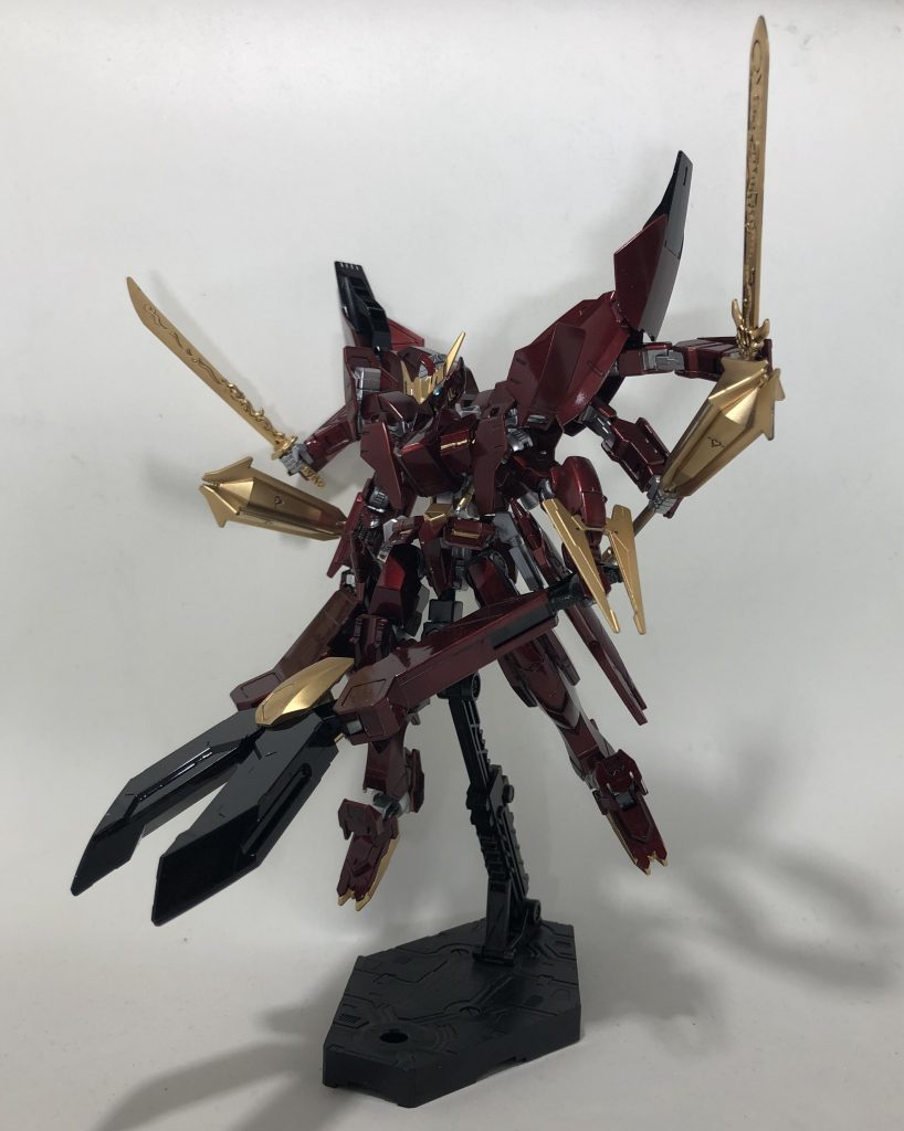 大破したバルバトスとグシオンリベイクフルシティを急遽改修してこのガンダムで再出撃。みたいな脳内妄想です。笑