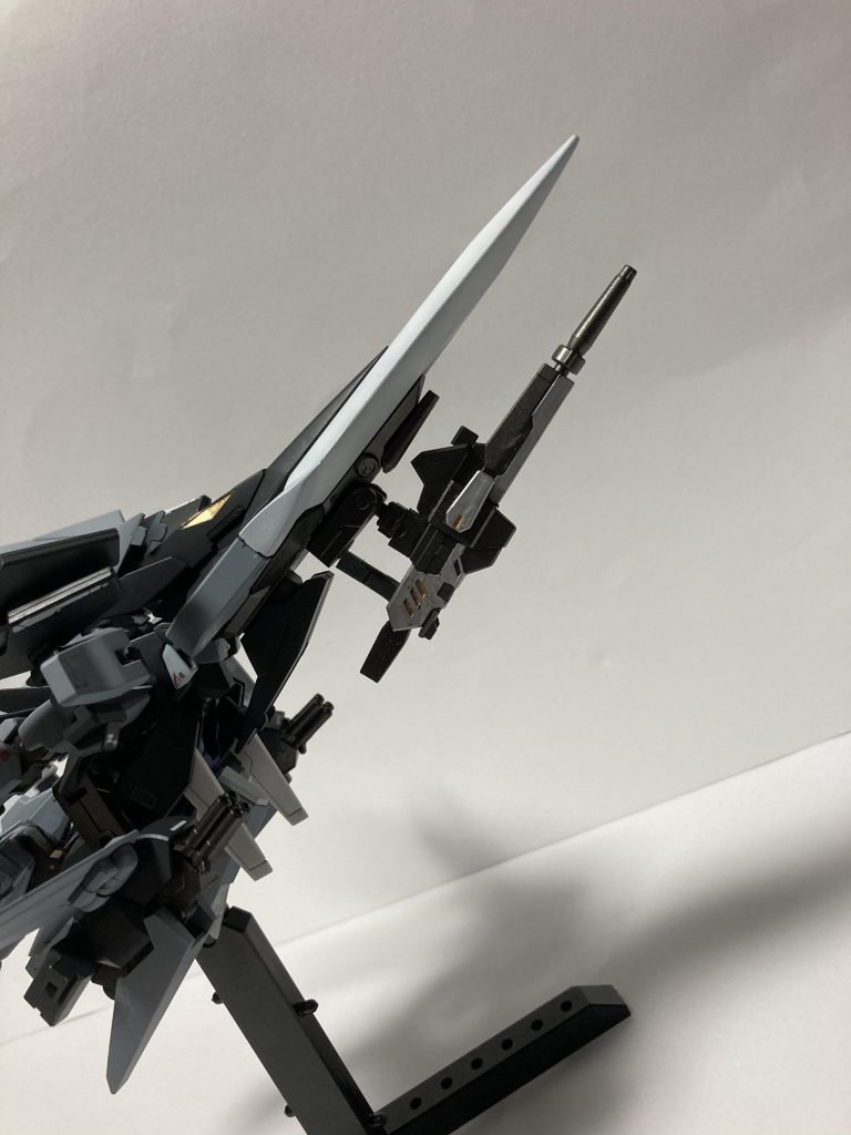 ハイパードッズライフル改はこんな感じに装備されています！