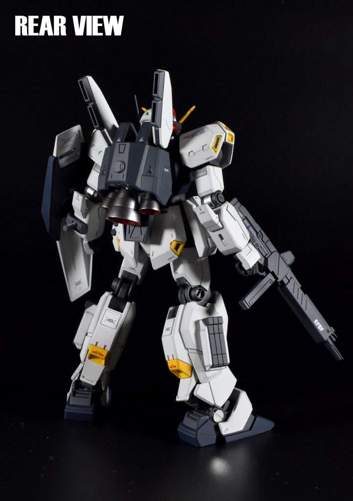 背面。バックパックはジェガンタイプですが高性能試作機ということでR型のバックパックを装備。