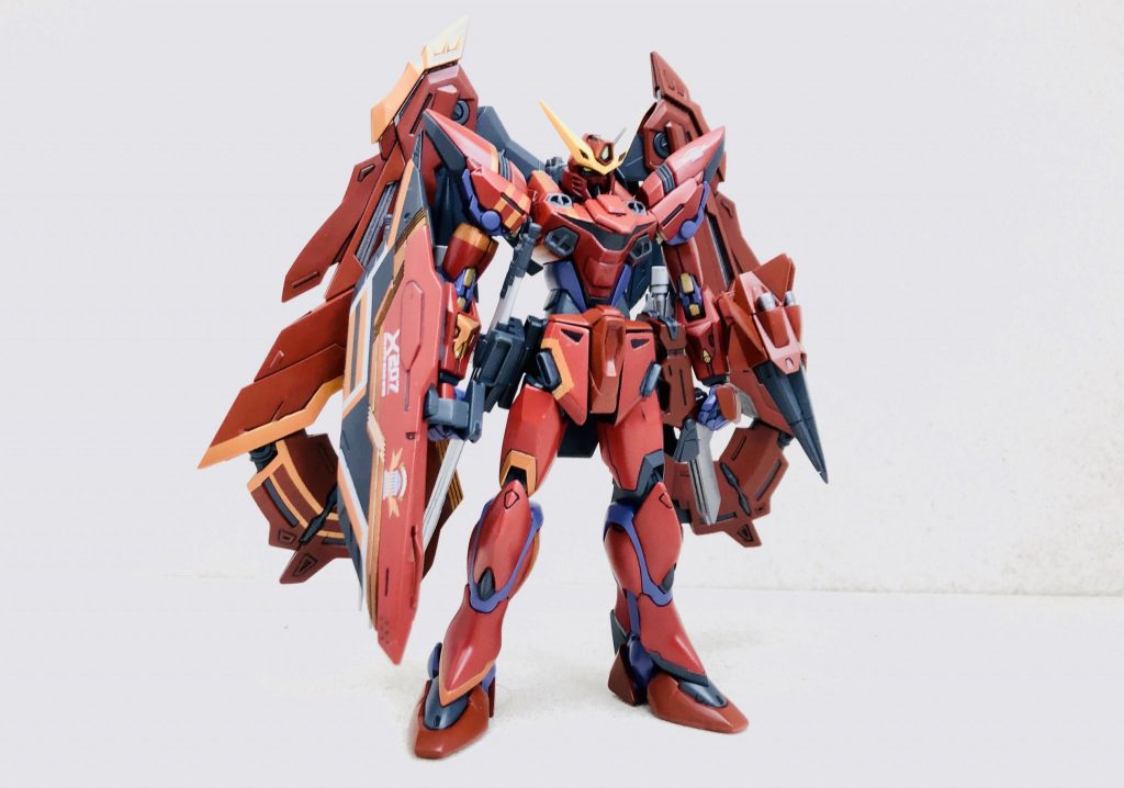 LN-GAT-X207 ネブラブリッツライブラリアンがブリッツを独自に再設計した機体で、ブリッツとアストレイゴールドフレーム天ミナのコンセプトの融合が計られている。この機体には、オリジナルのブリッツにない「ミラージュコロイドテレポートシステム」と呼ばれる機能が追加されてあり、複数存在するネブラブリッツの1機がミラージュコロイドで姿を消し、他のネブラブリッツが姿を現すことで瞬間移動しているように誤認させる戦術を用いて戦うことができる。ただし、この機能はパイロットであるリリー・サヴァリー同士の量子通信能力が必要不可欠なうえに、上記の機能を使用するために本機は20機製造されている。従って、ライブラリアン唯一の量産機となっている。(ここまではライブラリアン仕様)