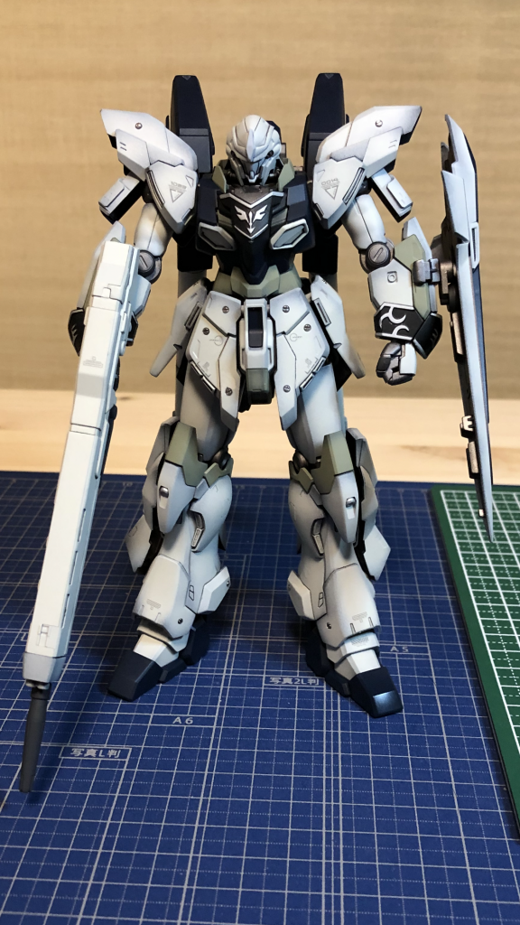 初めてキットに穴を開けマイナスメタルを加工して見ました。